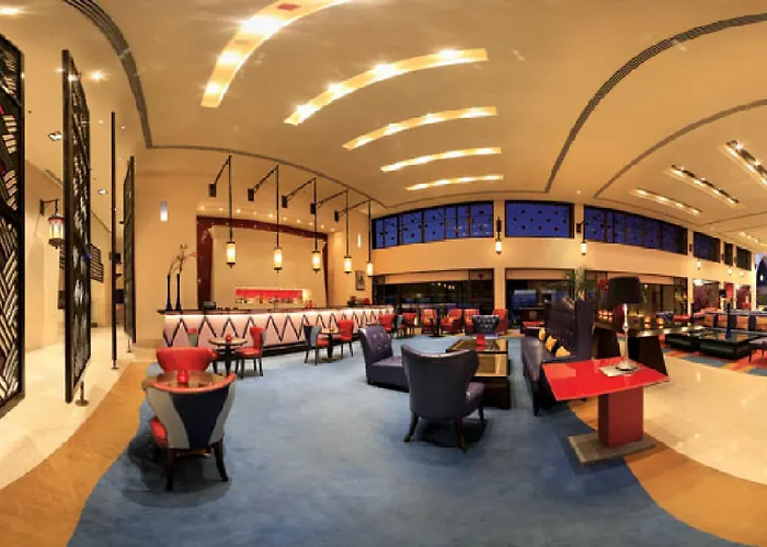 Grand Rotana & 5*