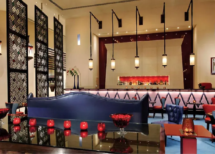 Grand Rotana & 5*