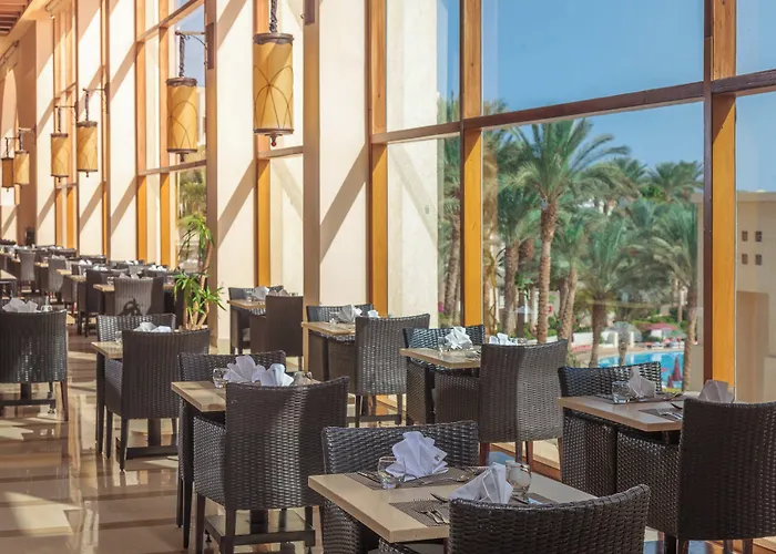 Resort Grand Rotana &